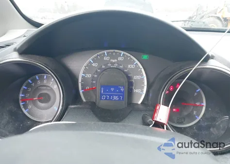 2013 Honda Fit Sport z USA, uszkodzony, nr VIN JHMGE8H50DC022369